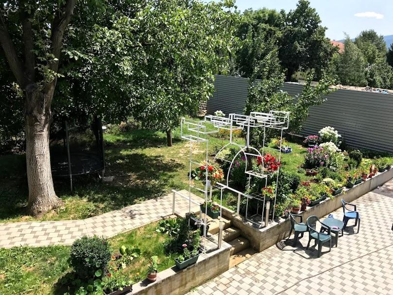 Apartment Ng Natural Garden SJJ